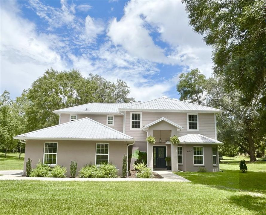 Недавно продано: $649,000 (5 спален, 4 ванн, 3132 Квадратных фут)