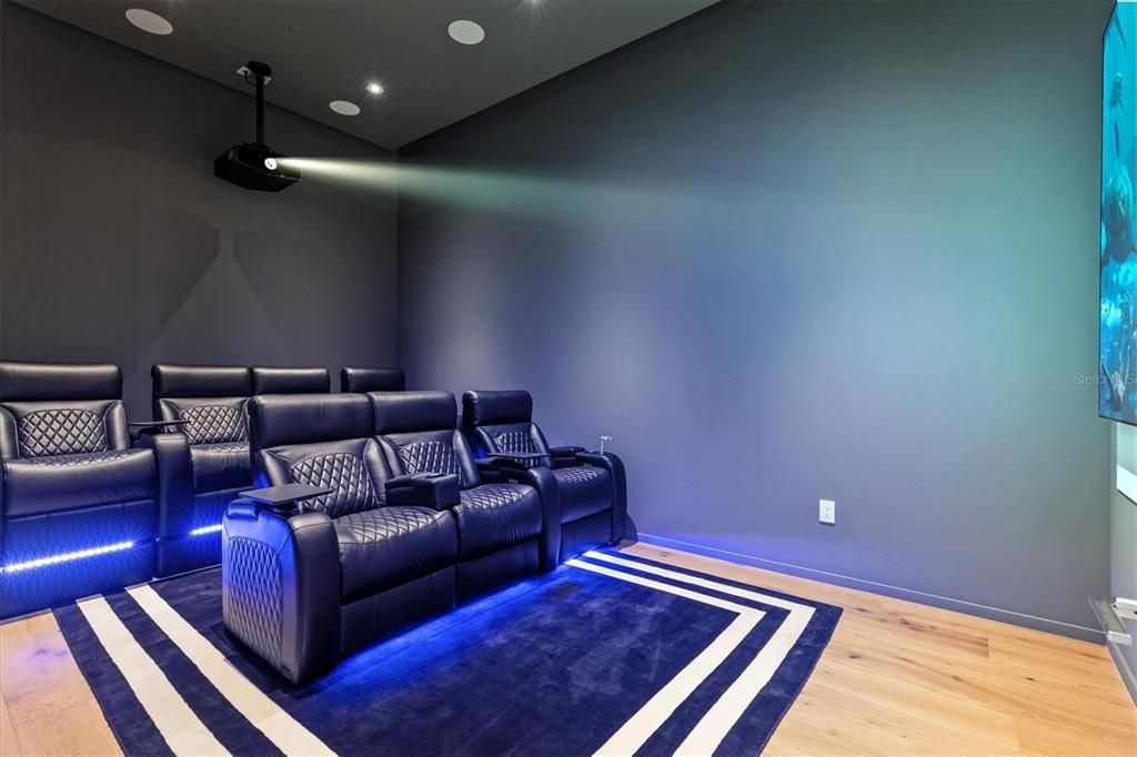 For Sale: $4,399,000 (3 beds, 3 baths, 3525 Square Feet)