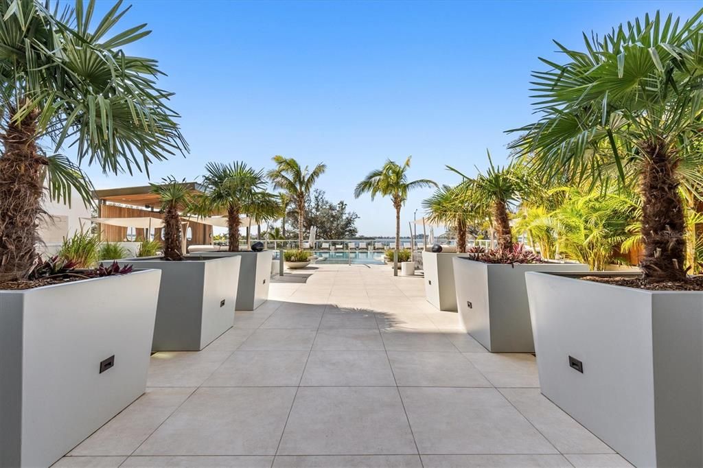 For Sale: $4,399,000 (3 beds, 3 baths, 3525 Square Feet)