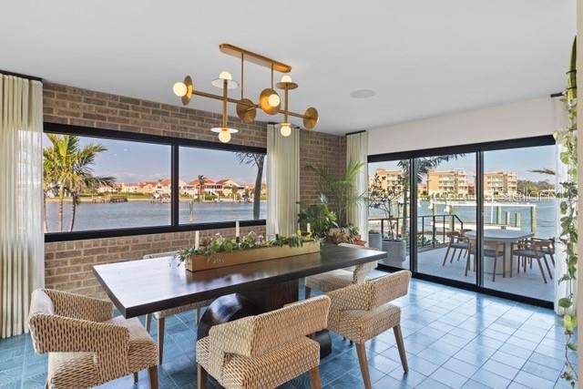 For Sale: $3,750,000 (4 beds, 4 baths, 4400 Square Feet)