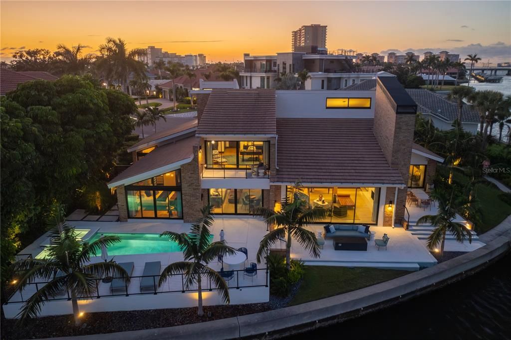 For Sale: $3,750,000 (4 beds, 4 baths, 4400 Square Feet)