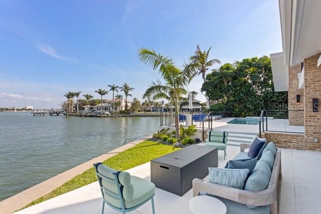 For Sale: $3,750,000 (4 beds, 4 baths, 4400 Square Feet)