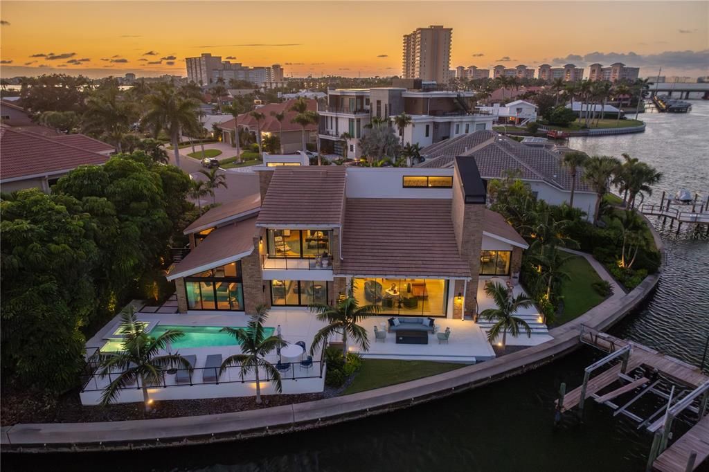 For Sale: $3,750,000 (4 beds, 4 baths, 4400 Square Feet)