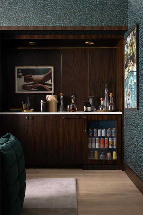 For Sale: $3,750,000 (4 beds, 4 baths, 4400 Square Feet)