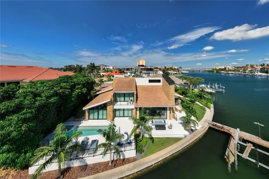 For Sale: $3,750,000 (4 beds, 4 baths, 4400 Square Feet)