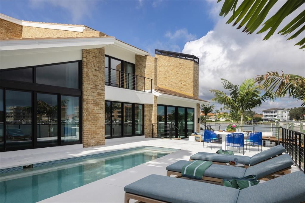 For Sale: $3,750,000 (4 beds, 4 baths, 4400 Square Feet)