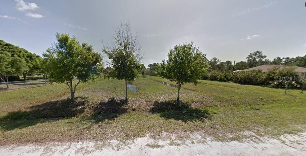 待售: $134,400 (1.40 acres)