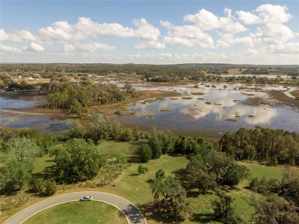 En Venta: $195,000 (2.83 acres)