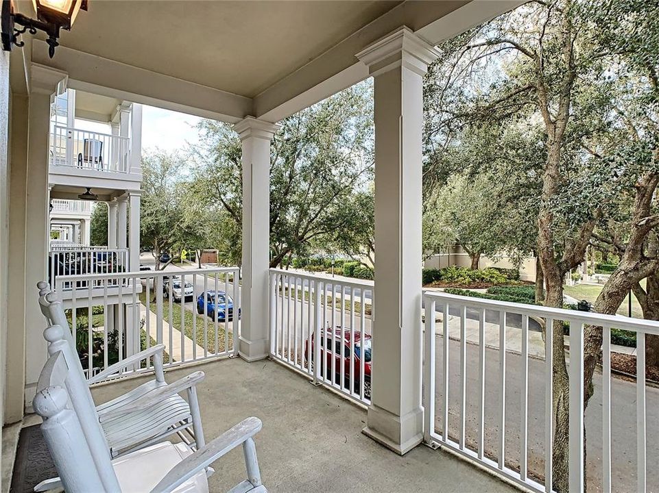 合同活跃: $2,750 (2 贝兹, 2 浴室, 1460 平方英尺)