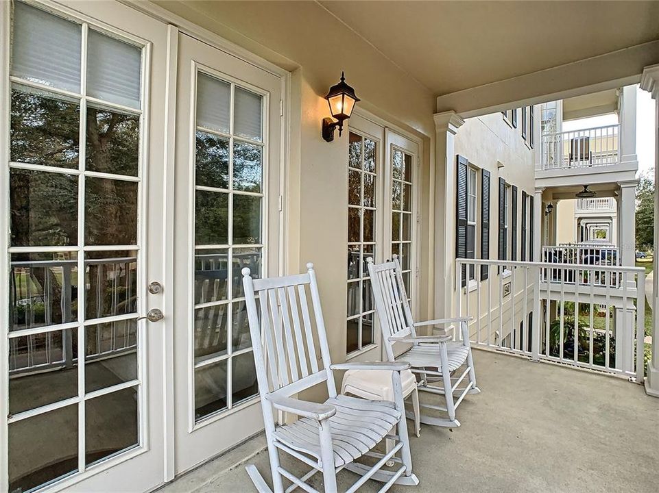 合同活跃: $2,750 (2 贝兹, 2 浴室, 1460 平方英尺)