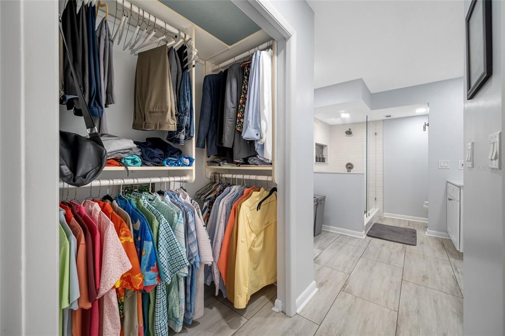 For Sale: $389,000 (4 beds, 2 baths, 1928 Square Feet)