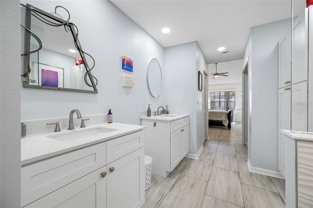 For Sale: $389,000 (4 beds, 2 baths, 1928 Square Feet)