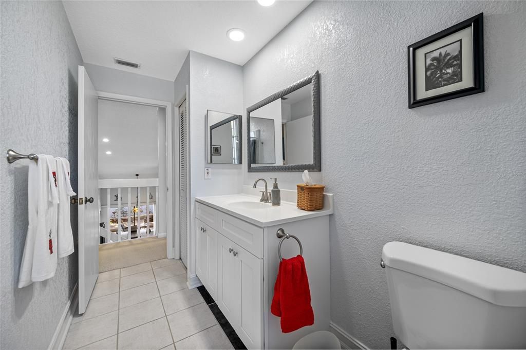 For Sale: $389,000 (4 beds, 2 baths, 1928 Square Feet)