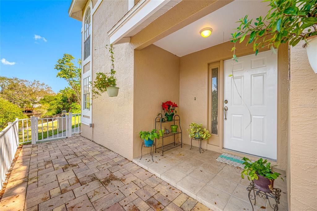 For Sale: $389,000 (4 beds, 2 baths, 1928 Square Feet)