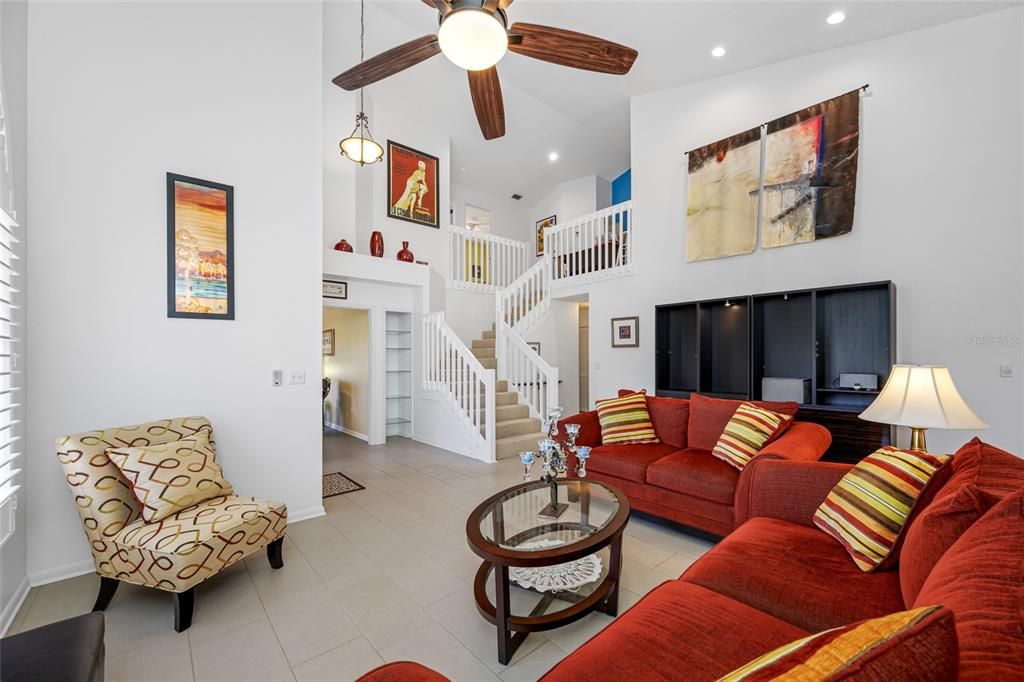 For Sale: $389,000 (4 beds, 2 baths, 1928 Square Feet)