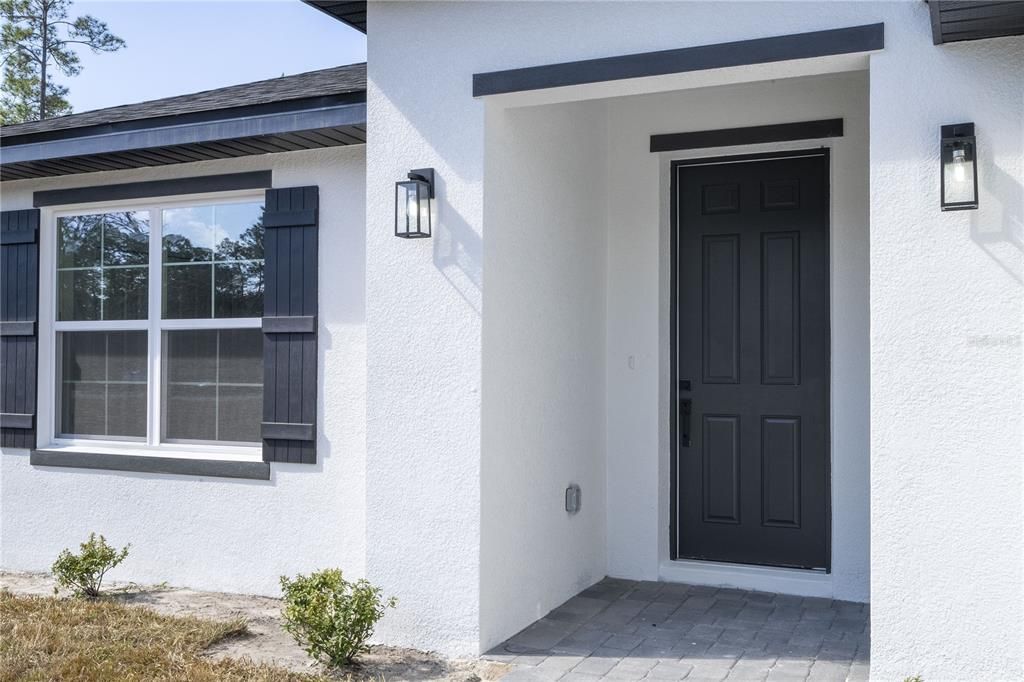 For Sale: $539,000 (4 beds, 2 baths, 1861 Square Feet)