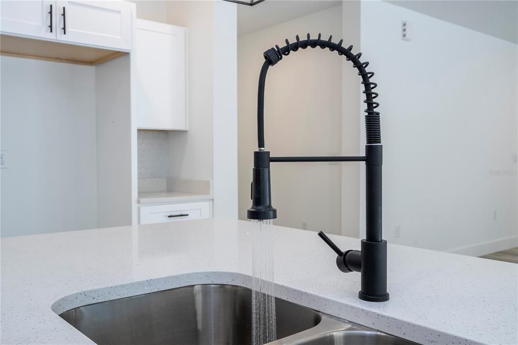 For Sale: $539,000 (4 beds, 2 baths, 1861 Square Feet)