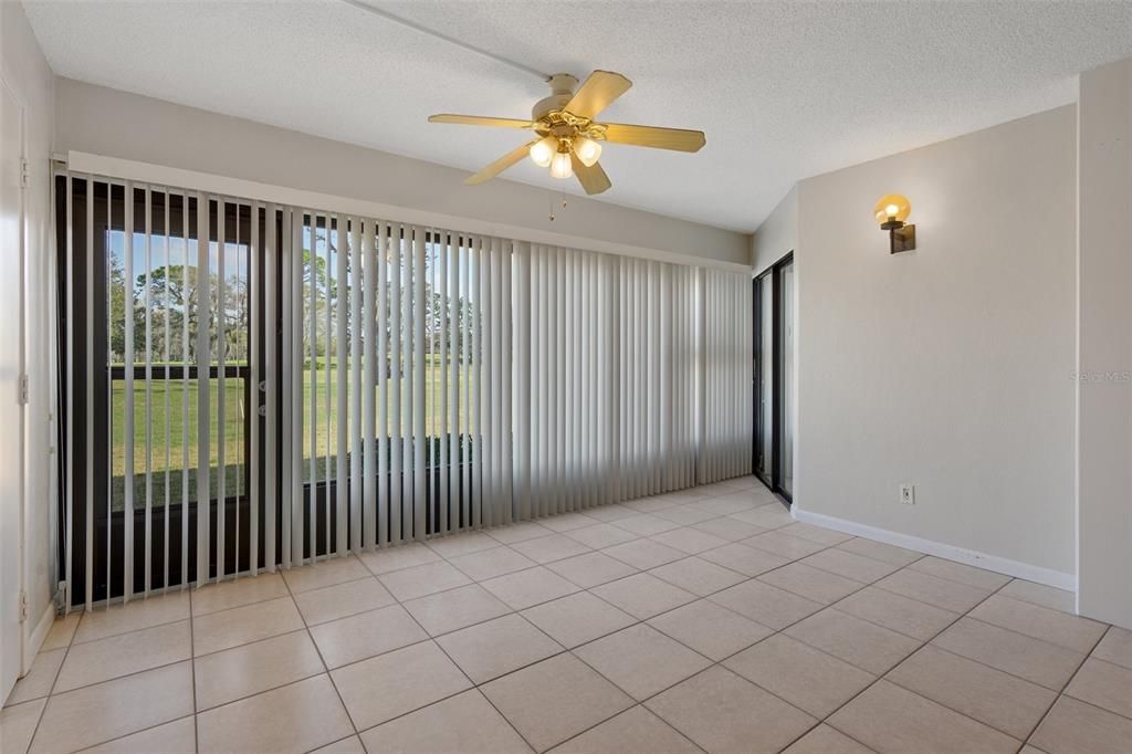 For Sale: $165,000 (2 beds, 2 baths, 1563 Square Feet)