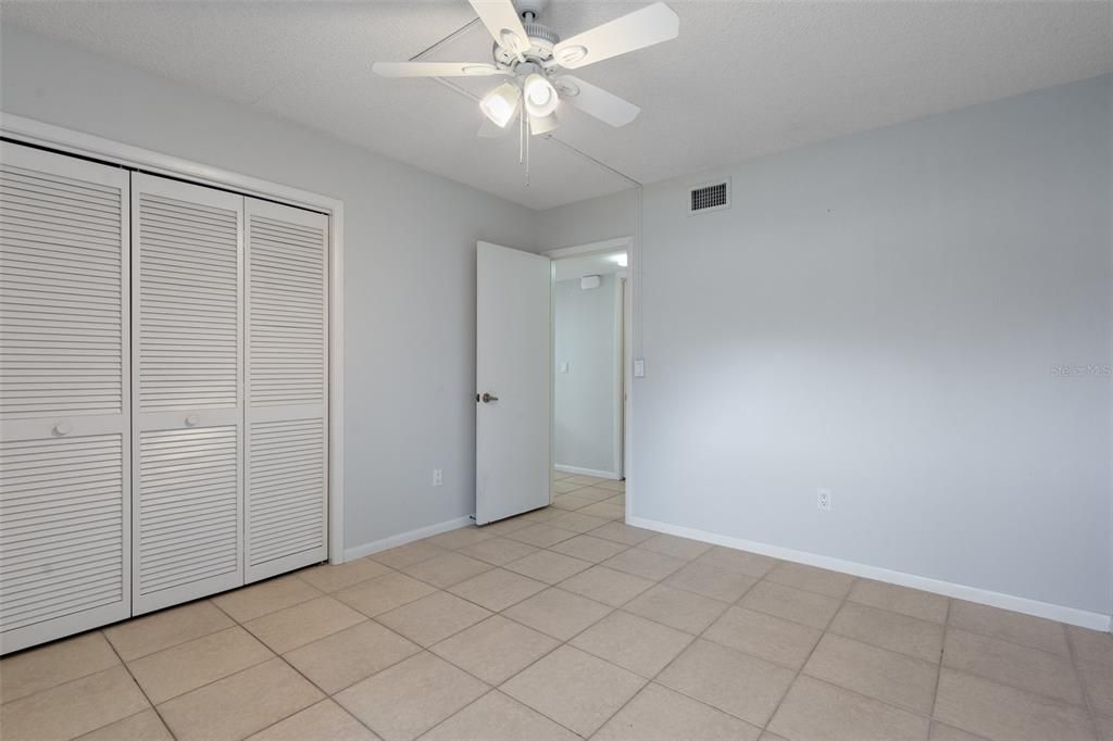 For Sale: $165,000 (2 beds, 2 baths, 1563 Square Feet)