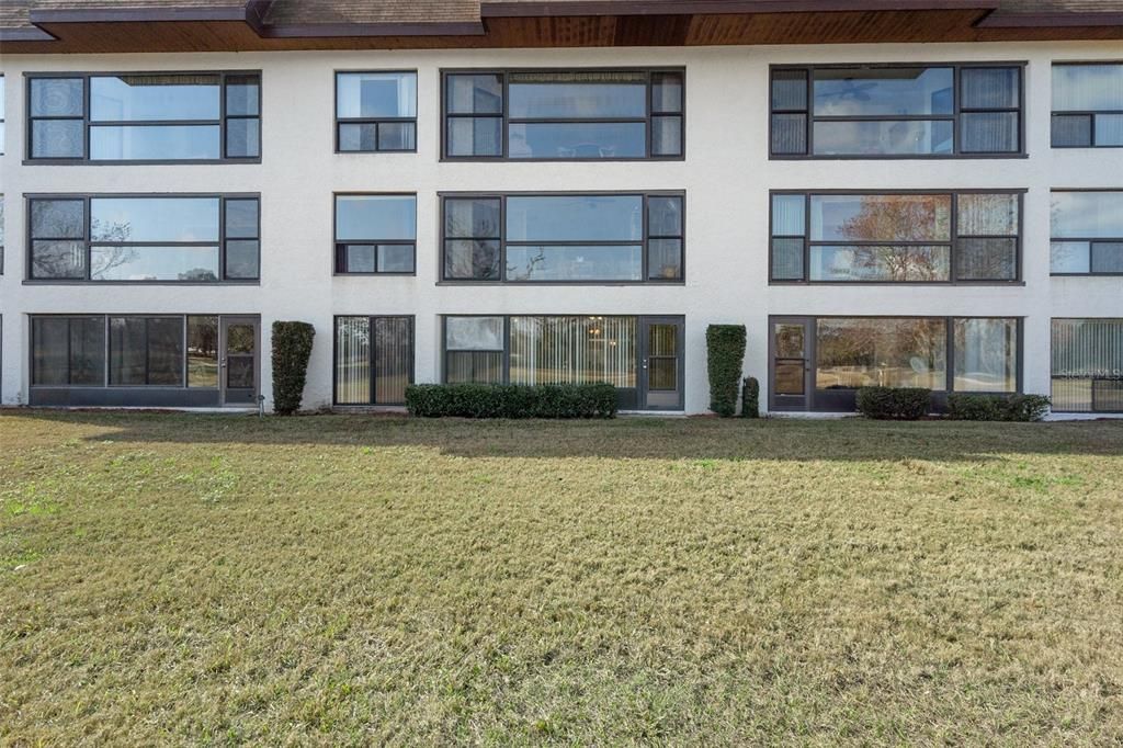 For Sale: $165,000 (2 beds, 2 baths, 1563 Square Feet)