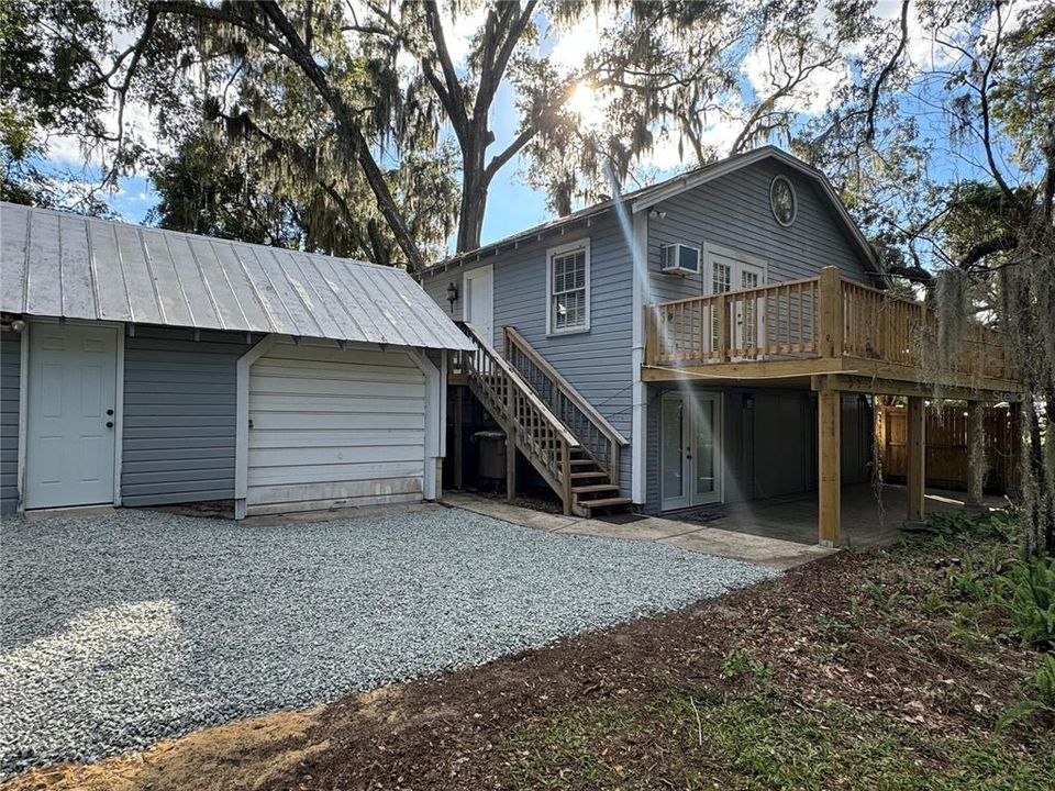 Recently Rented: $1,250 (1 beds, 1 baths, 1232 Square Feet)