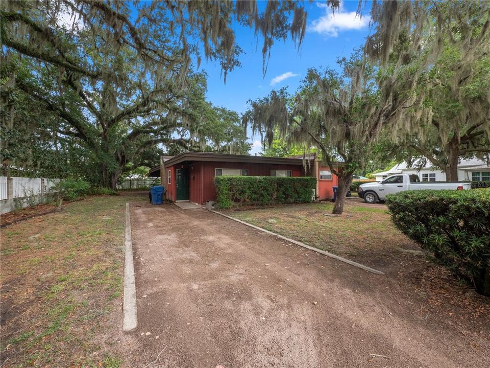 Vendido Recientemente: $350,000 (6 camas, 0 baños, 2016 Pies cuadrados)