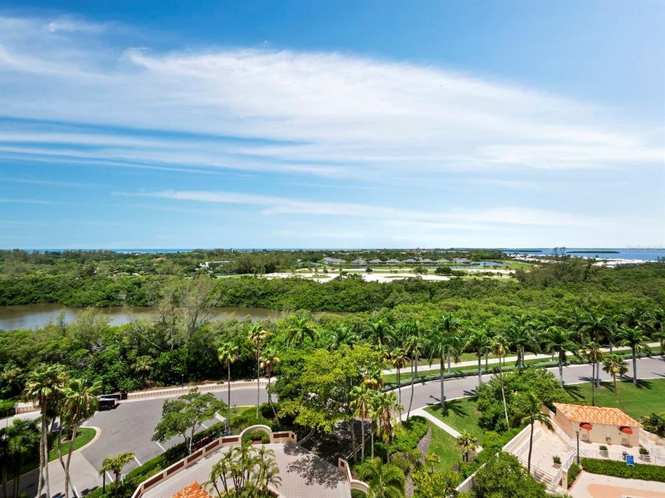 Activo con contrato: $1,845,000 (3 camas, 3 baños, 2250 Pies cuadrados)