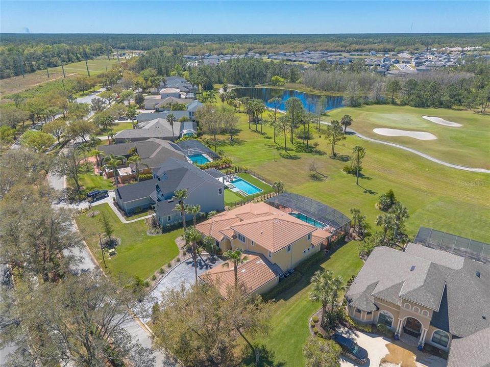 En Venta: $1,099,999 (5 camas, 4 baños, 3704 Pies cuadrados)