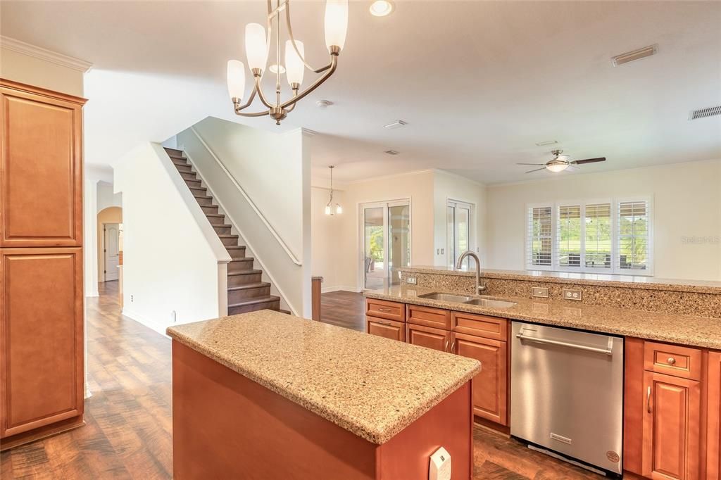 En Venta: $1,099,999 (5 camas, 4 baños, 3704 Pies cuadrados)