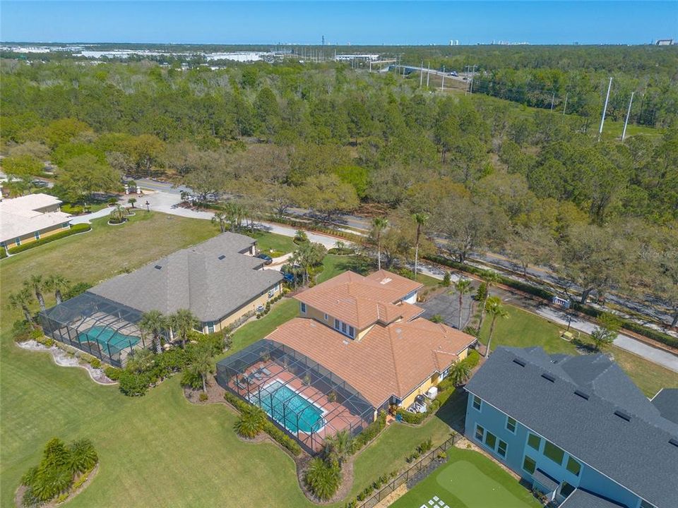 En Venta: $1,099,999 (5 camas, 4 baños, 3704 Pies cuadrados)