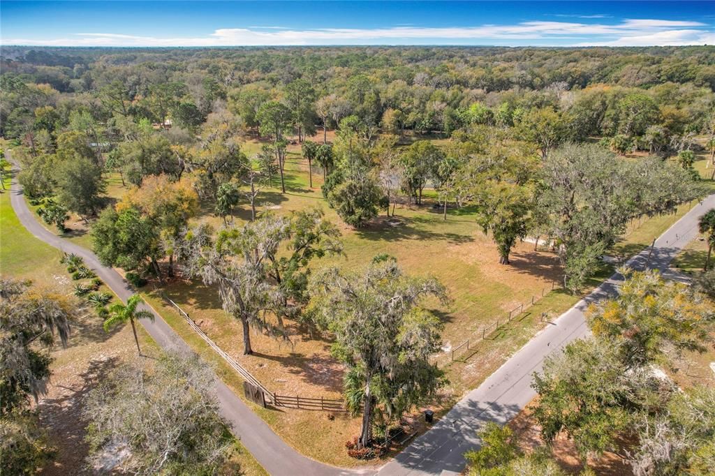 En Venta: $750,000 (6.30 acres)