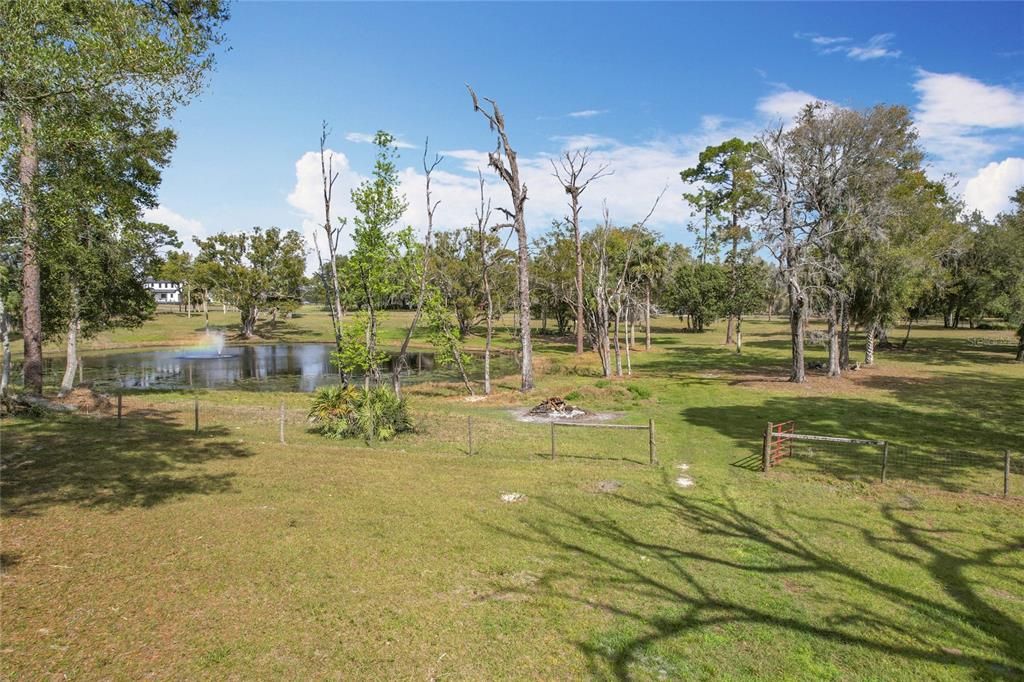 En Venta: $750,000 (6.30 acres)