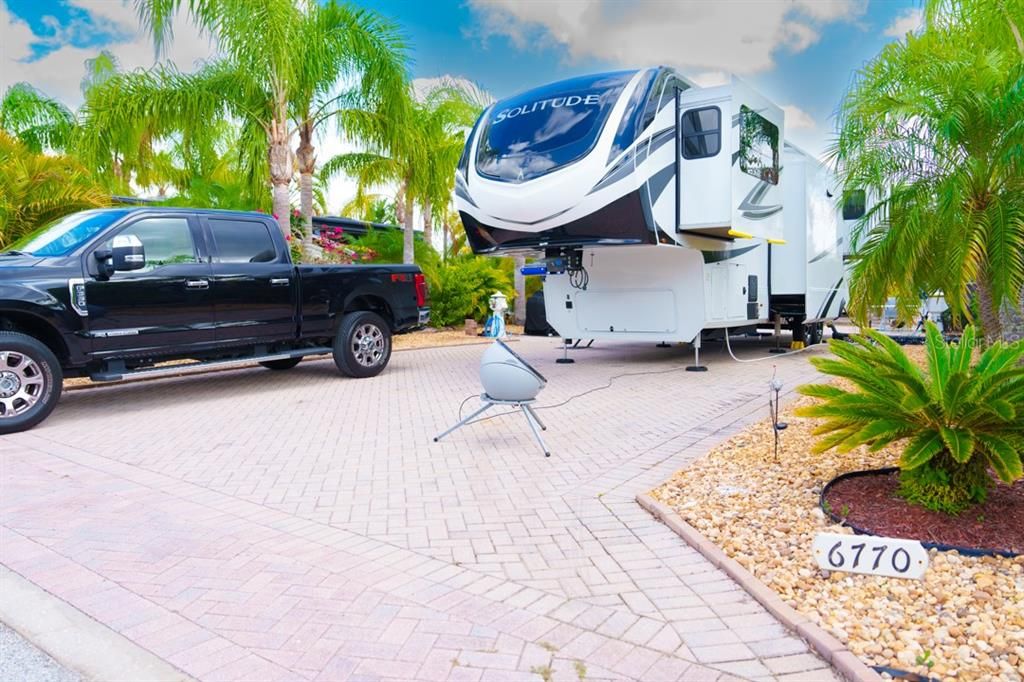 En Venta: $225,000 (0.08 acres)