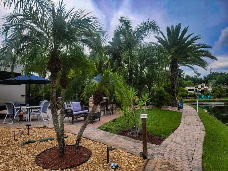 En Venta: $225,000 (0.08 acres)