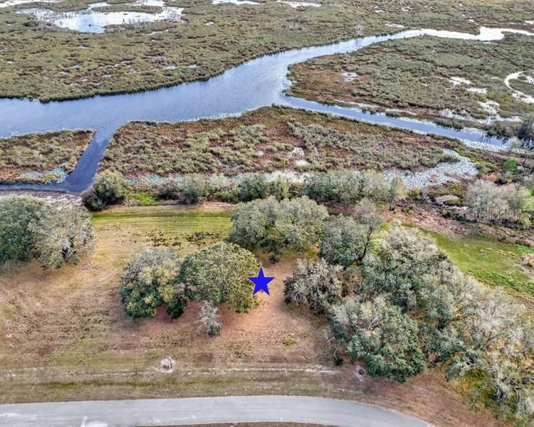 待售: $222,900 (0.87 acres)