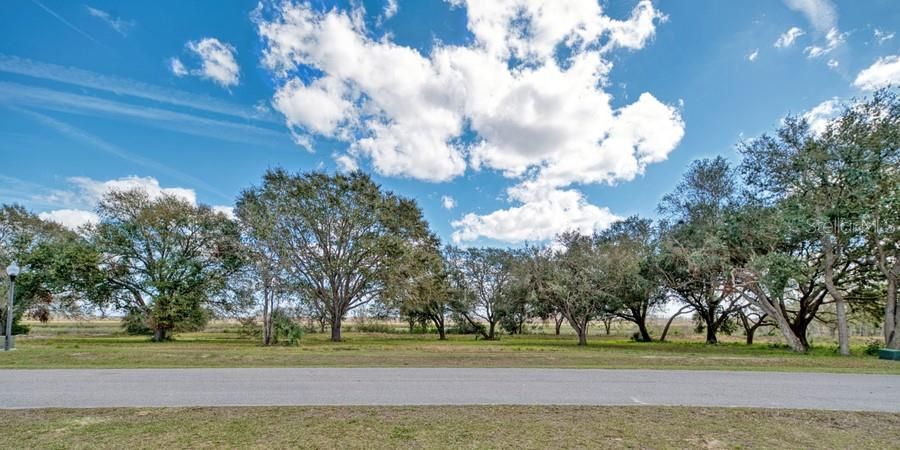 待售: $222,900 (0.87 acres)