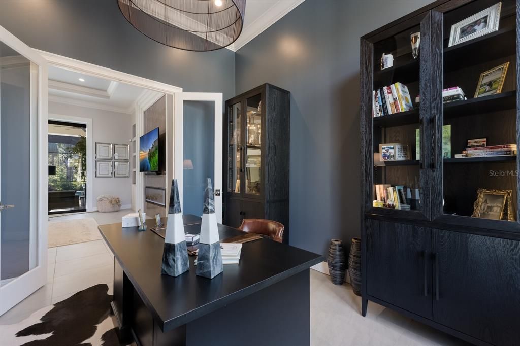 合同活跃: $2,500,000 (3 贝兹, 3 浴室, 3346 平方英尺)