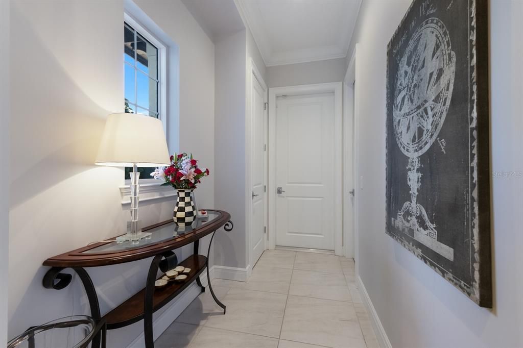 合同活跃: $2,500,000 (3 贝兹, 3 浴室, 3346 平方英尺)