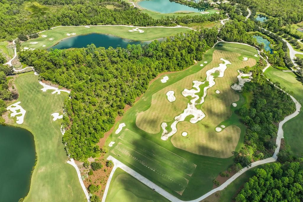 合同活跃: $2,500,000 (3 贝兹, 3 浴室, 3346 平方英尺)