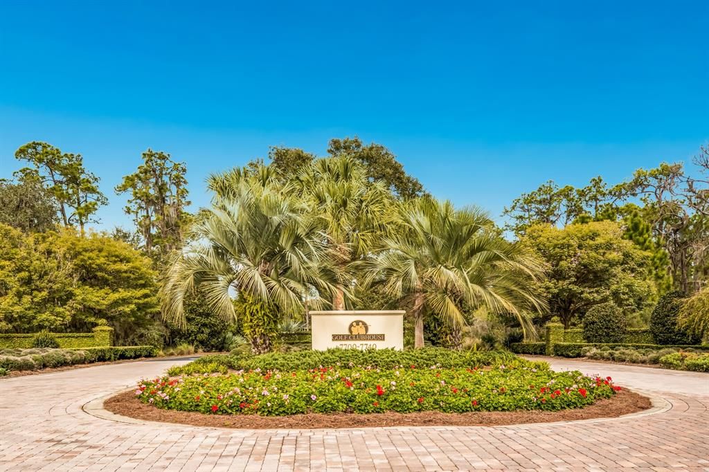 合同活跃: $2,500,000 (3 贝兹, 3 浴室, 3346 平方英尺)