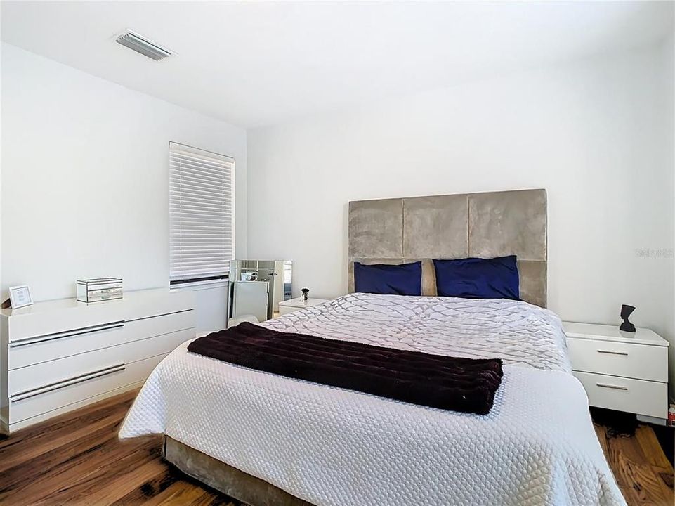 For Sale: $649,900 (4 beds, 3 baths, 3175 Square Feet)