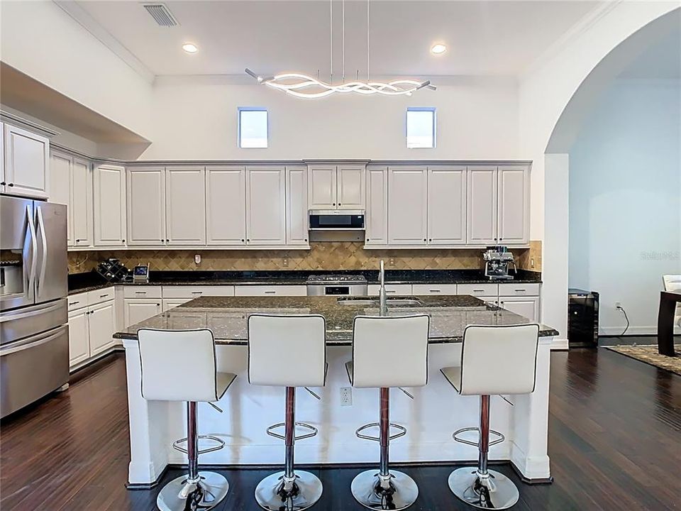 For Sale: $649,900 (4 beds, 3 baths, 3175 Square Feet)