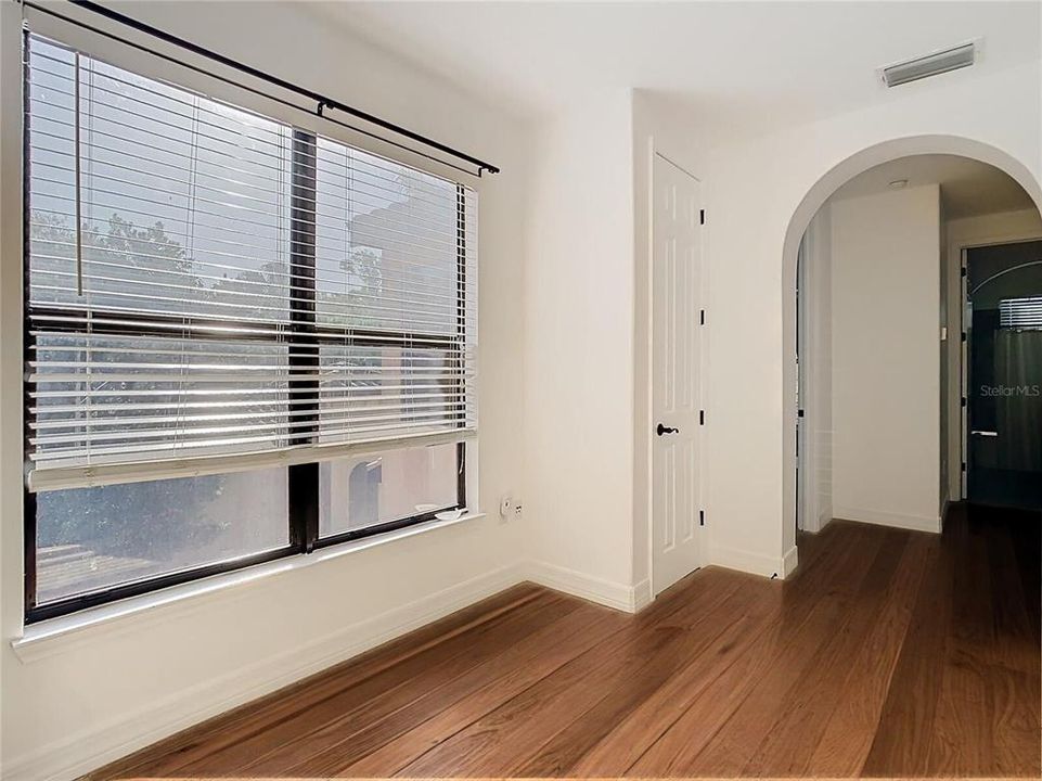 For Sale: $649,900 (4 beds, 3 baths, 3175 Square Feet)