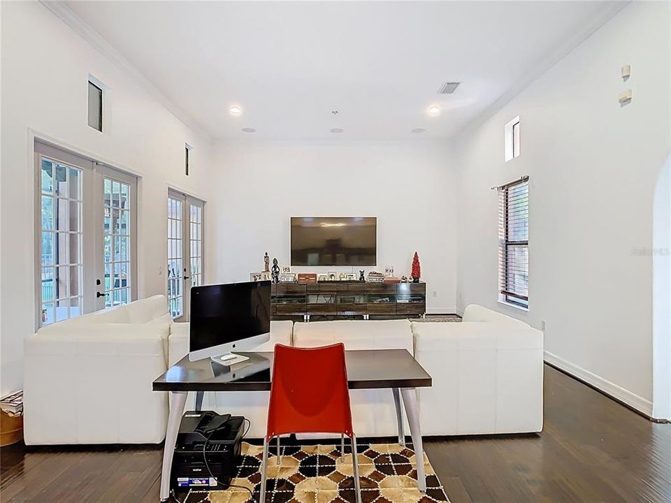 For Sale: $649,900 (4 beds, 3 baths, 3175 Square Feet)