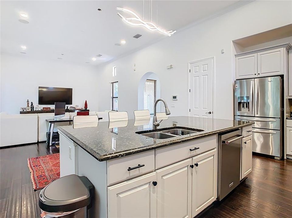 For Sale: $649,900 (4 beds, 3 baths, 3175 Square Feet)