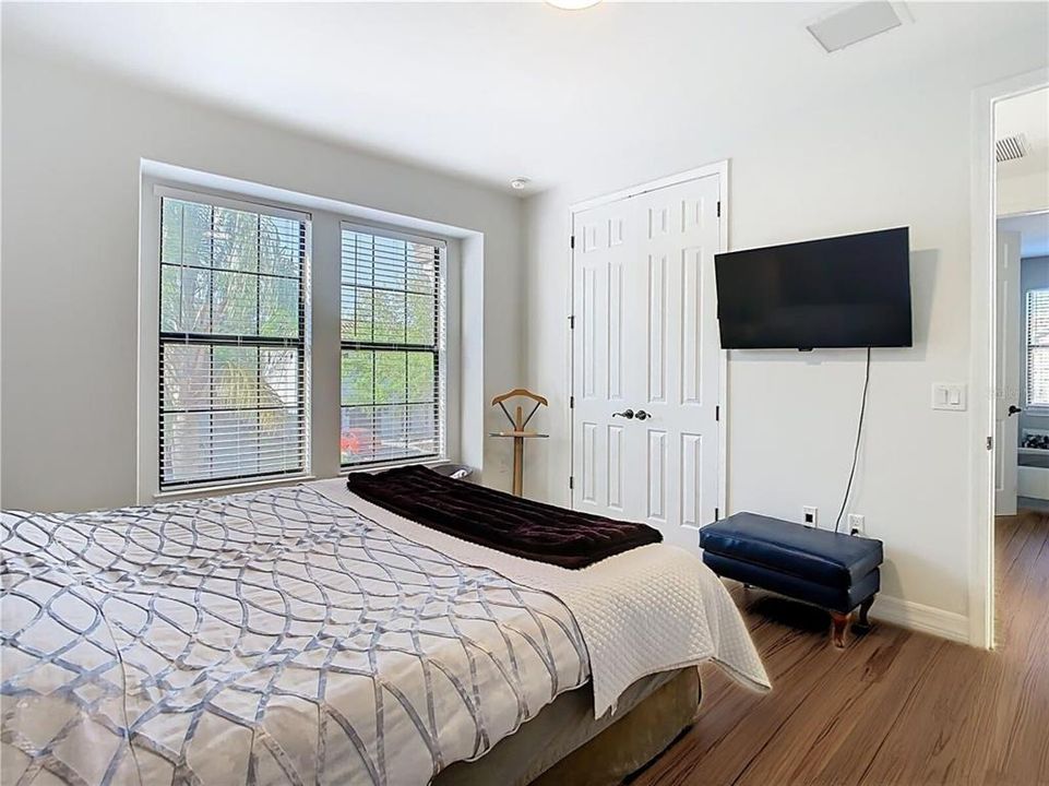 For Sale: $649,900 (4 beds, 3 baths, 3175 Square Feet)