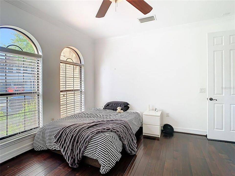 For Sale: $649,900 (4 beds, 3 baths, 3175 Square Feet)