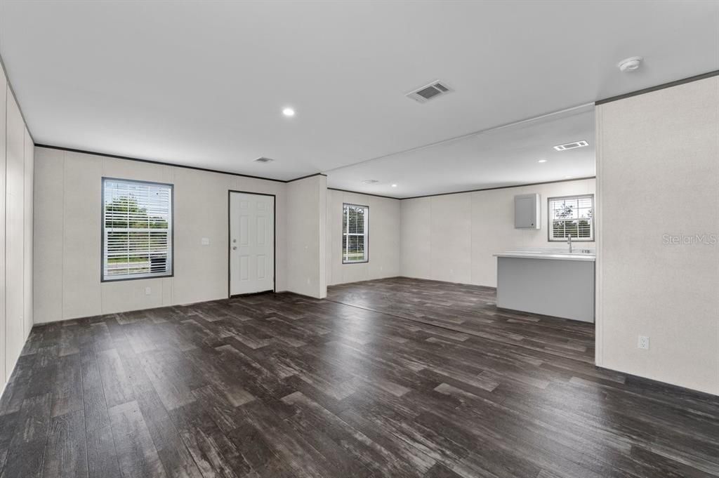 En Venta: $169,000 (3 camas, 2 baños, 1493 Pies cuadrados)