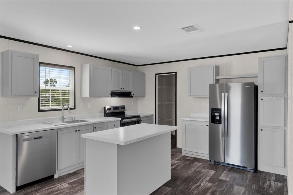 En Venta: $169,000 (3 camas, 2 baños, 1493 Pies cuadrados)