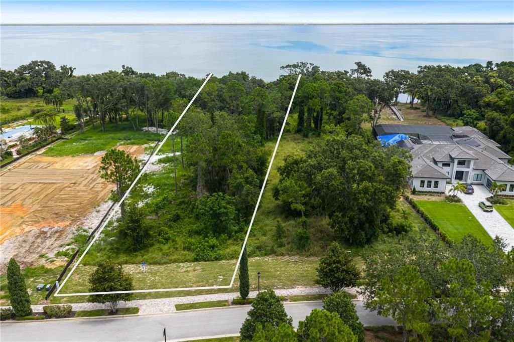 For Sale: $1,350,000 (1.26 acres)